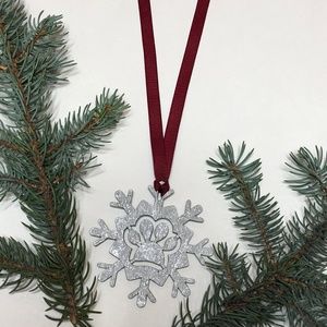 NWT Glitter Silver Paw Print Christmas Ornament